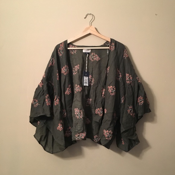 Universal Thread | olive floral kimono - Picture 1 of 4